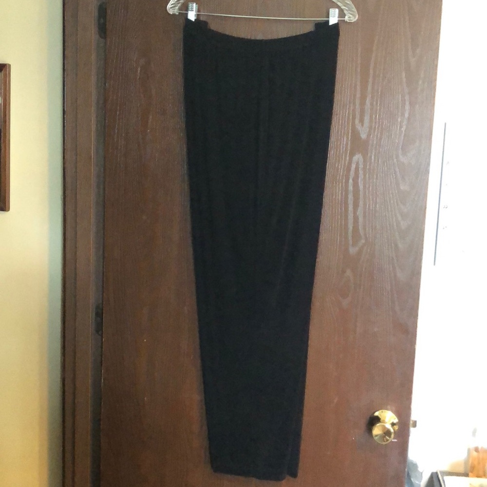Black traveler pants